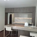 Casa de hóspedes и анхиало