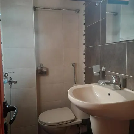 Апартаменти И Стаи За Гости Анхиало Guest house