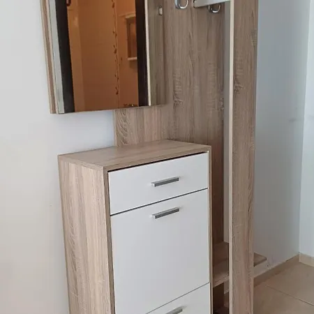 и анхиало 3* بوموري