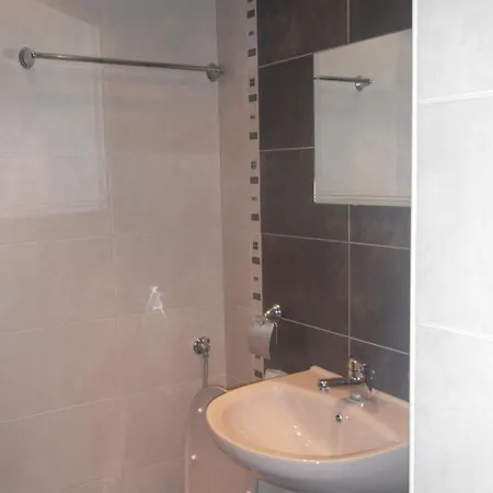 Guest house Апартаменти И Стаи За Гости Анхиало *