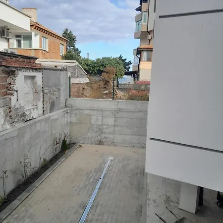 и анхиало Gæstehus *