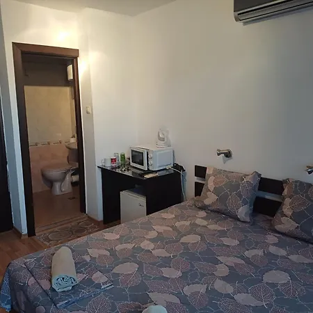 и анхиало Gæstehus *