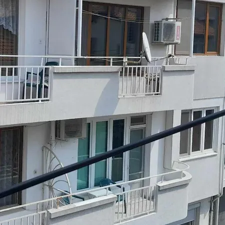 и анхиало Gæstehus Pomorie