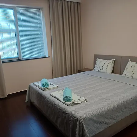 и анхиало Gæstehus *