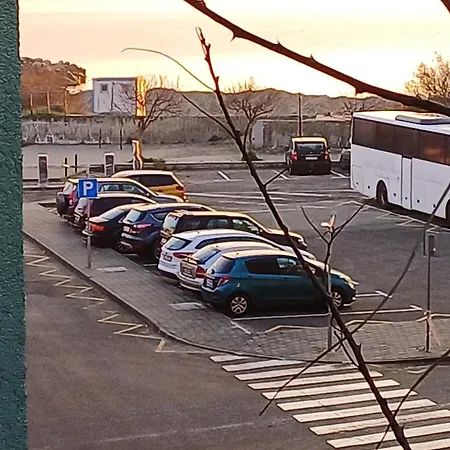 и анхиало Gæstehus Pomorie