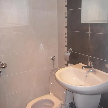 Апартаменти И Стаи За Гости Анхиало Guest house