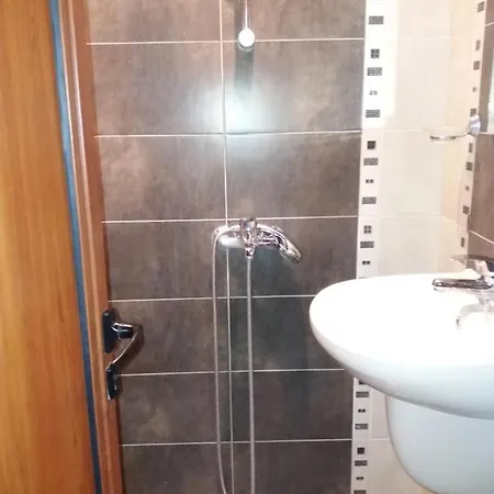 Guest house Апартаменти И Стаи За Гости Анхиало