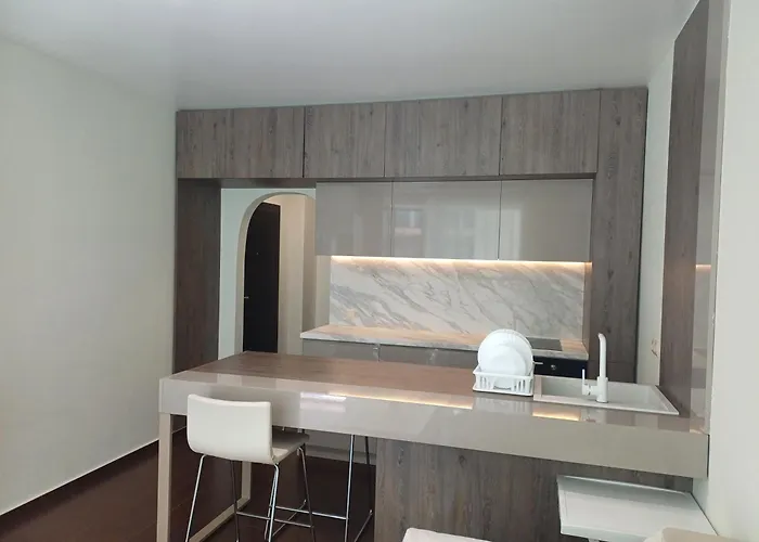 Pensión и анхиало