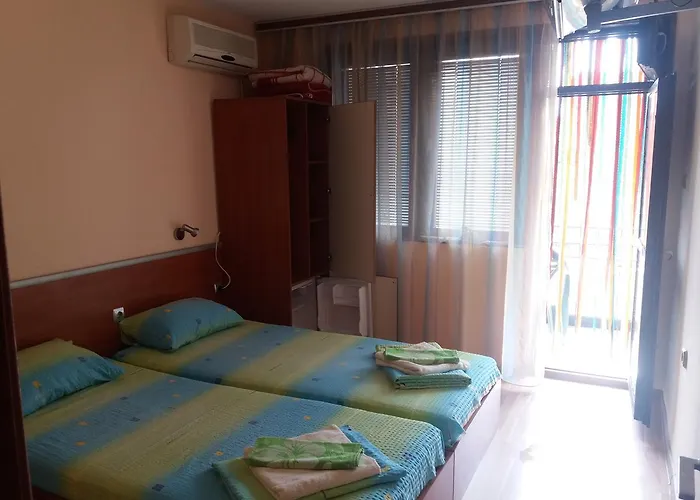 Pensión и анхиало *